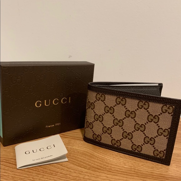 gucci classic wallet
